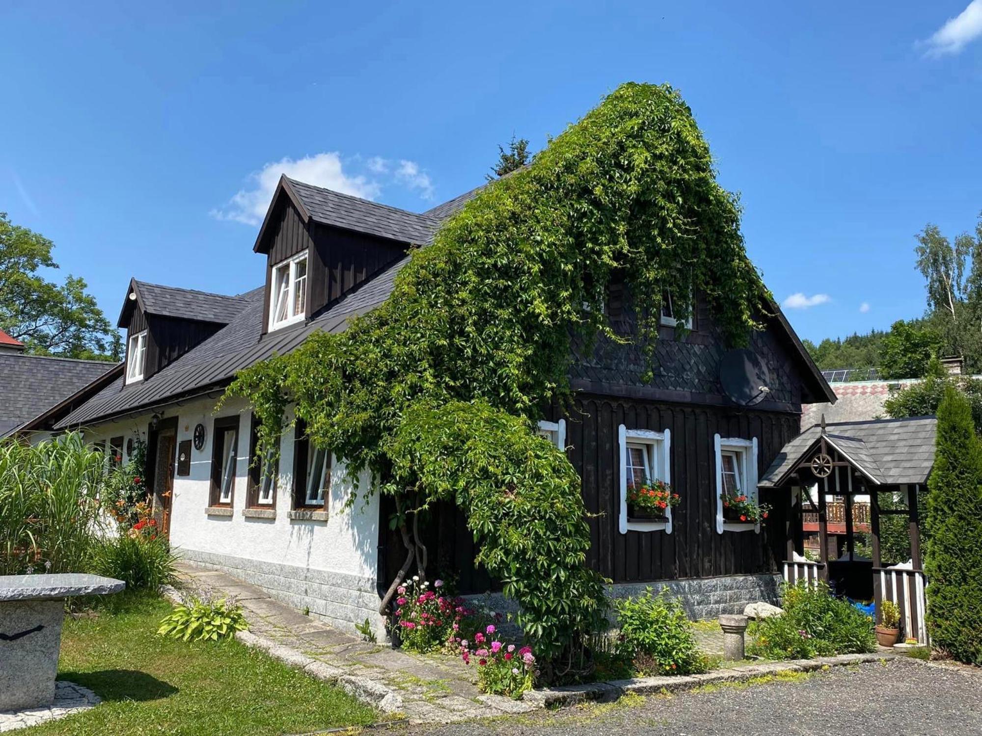 Apartmany U Dostalu Bedrichov  Bagian luar foto